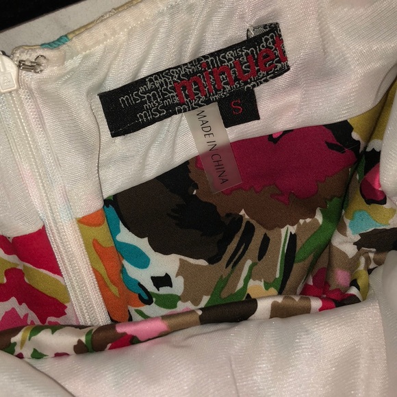 Sweetheart flower dress - Picture 3 of 3